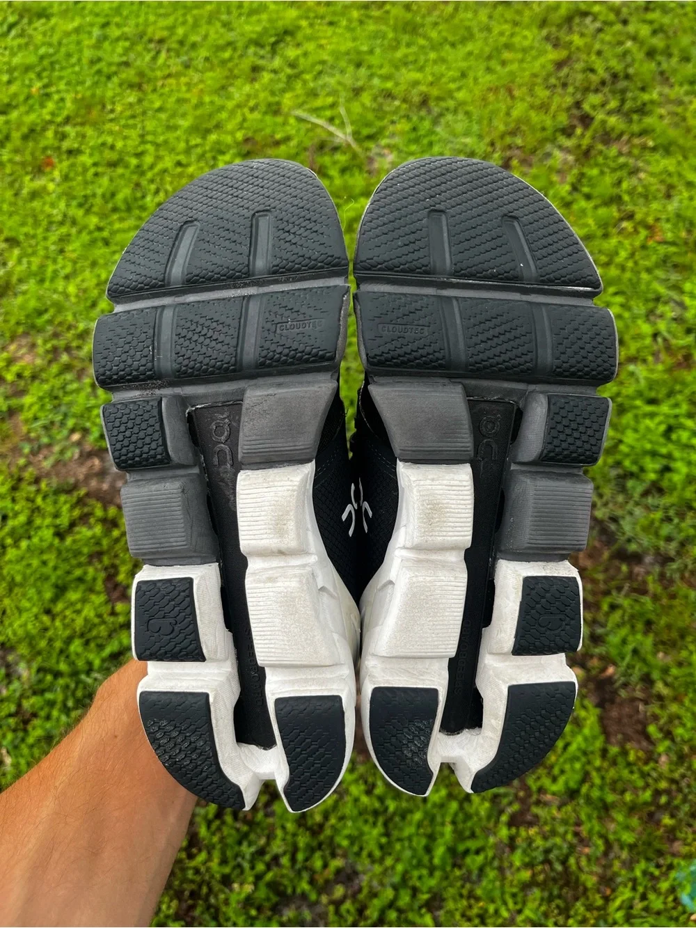 On Running Cloudflyer 4 Black White Women's Size 7.5 Running Walking Shoes